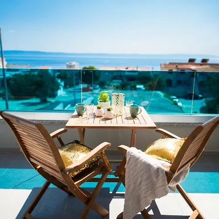 Mikulic Apartment Makarska