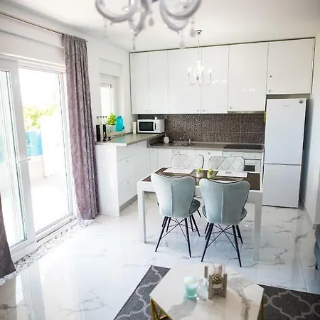 Apartment Mikulic